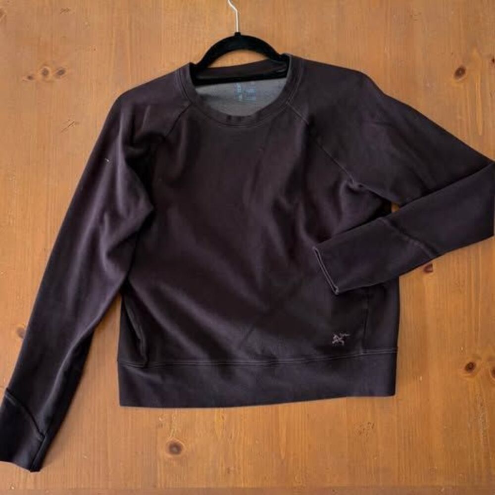 Arc'teryx medium Women's Crewneck Sweatshirt
